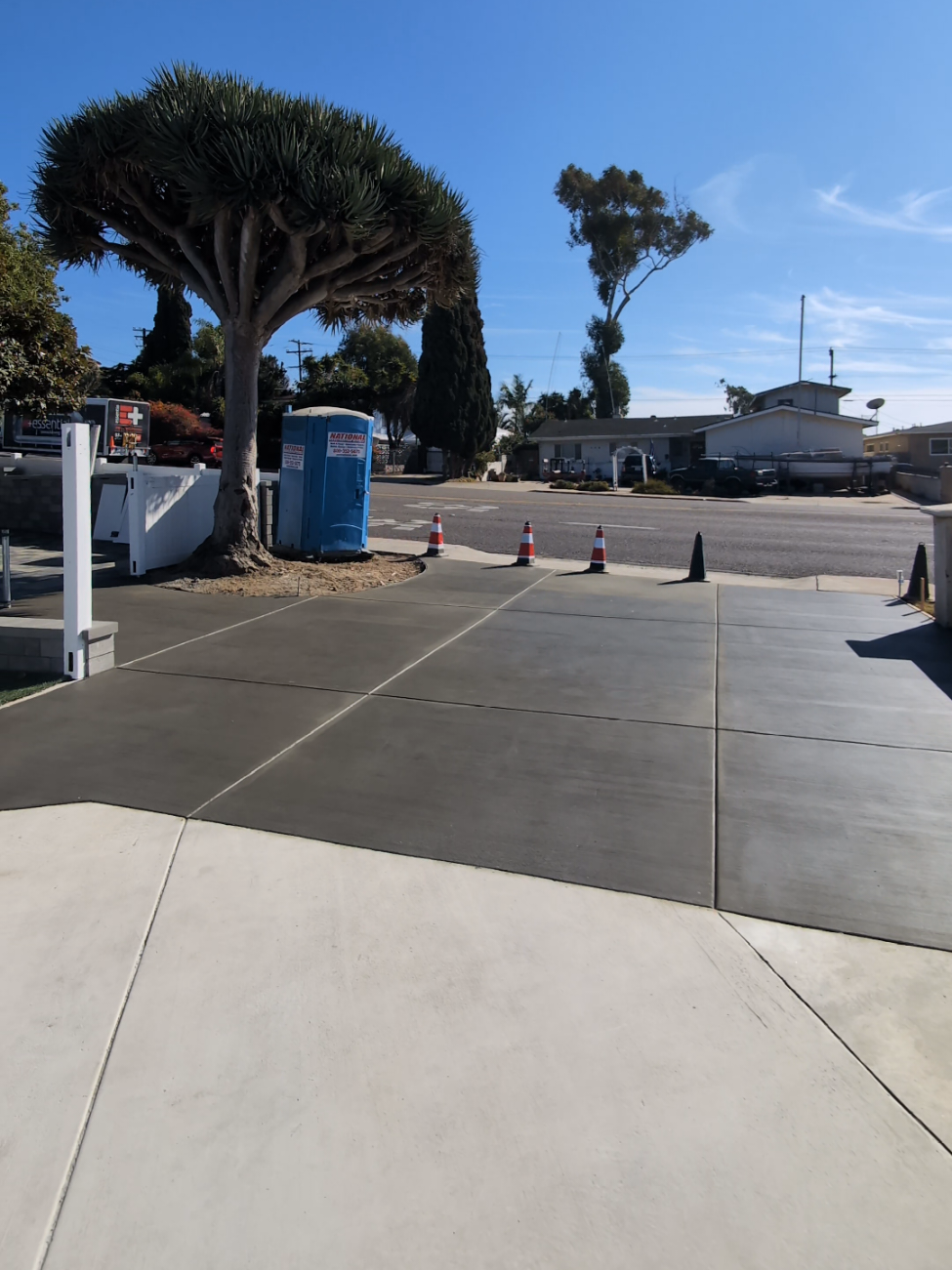 Concrete Driveway Apron & Multi-Car Parking Pad in San Diego: City Approach Permits & Pouring