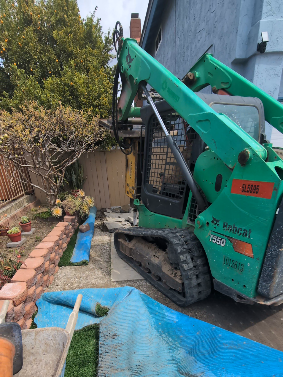 Concrete Driveway Demolition & Removal in San Diego: Hydraulic Breaker Excavation